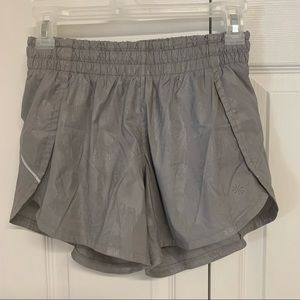 Athleta Camo Metallic Gray Racer Run Short